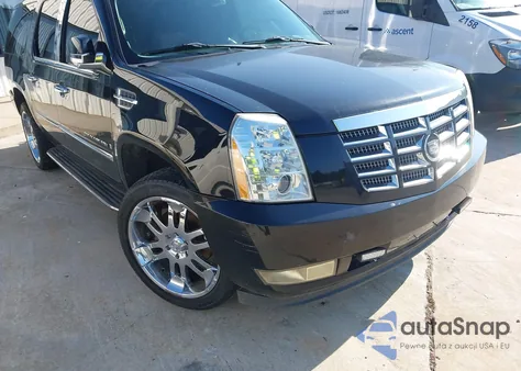 2008 Cadillac Escalade Esv Standard z USA, uszkodzony, nr VIN 1GYFC66878R198644